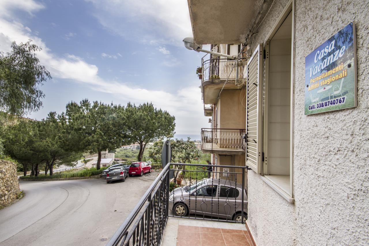 Ferienwohnung Casa Vacanza Paradise Vicino Cefalu Con Servizio Di Piscina A 3 Chilometri Campofelice Di Roccella Exterior foto